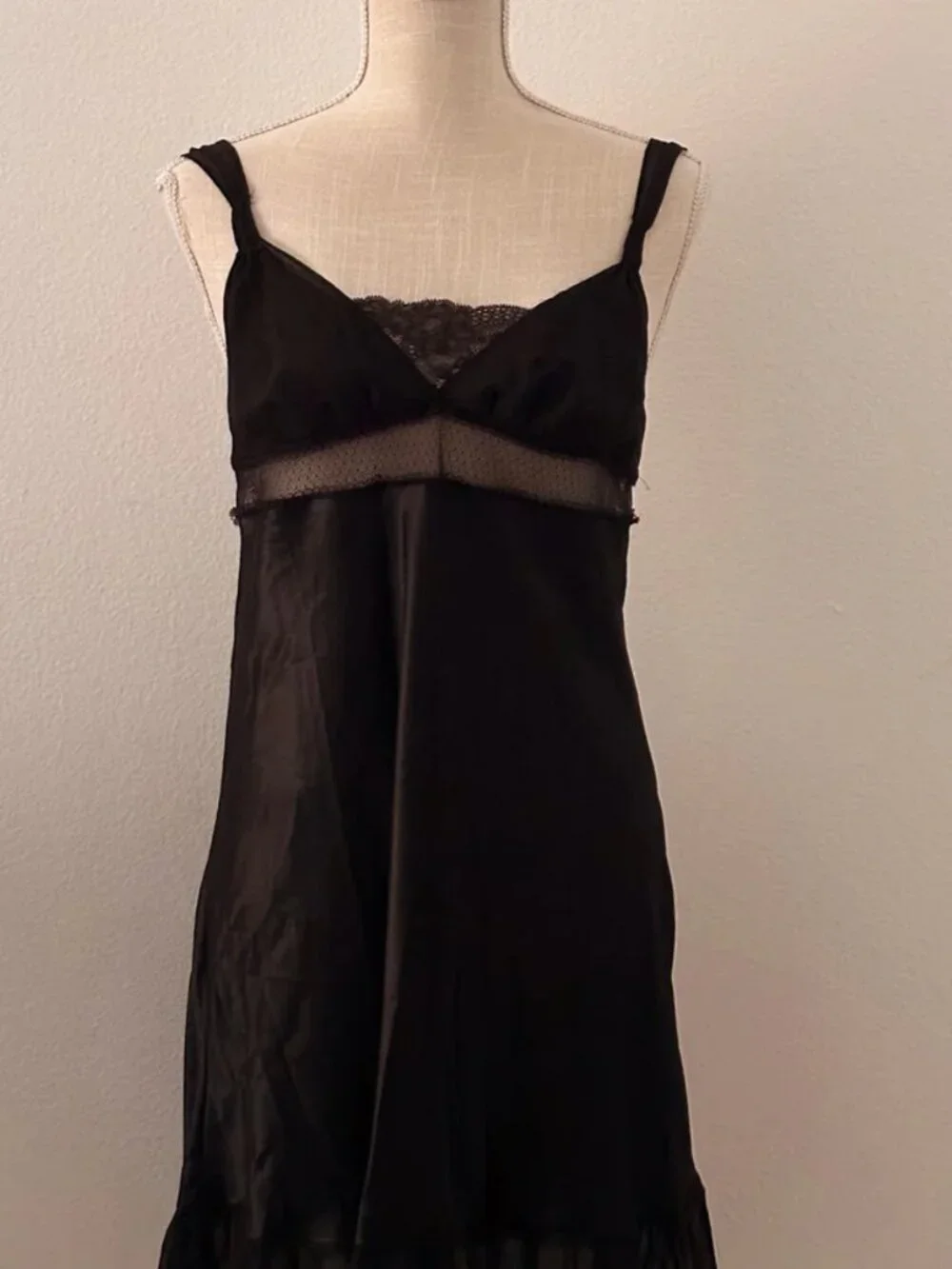 Vintage Victoria's Secret Black Satin & Lace Slip Dress Sz Medium Indie Romantic